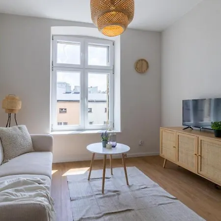 Jasny W Centrum Miasta 2 Apartament *