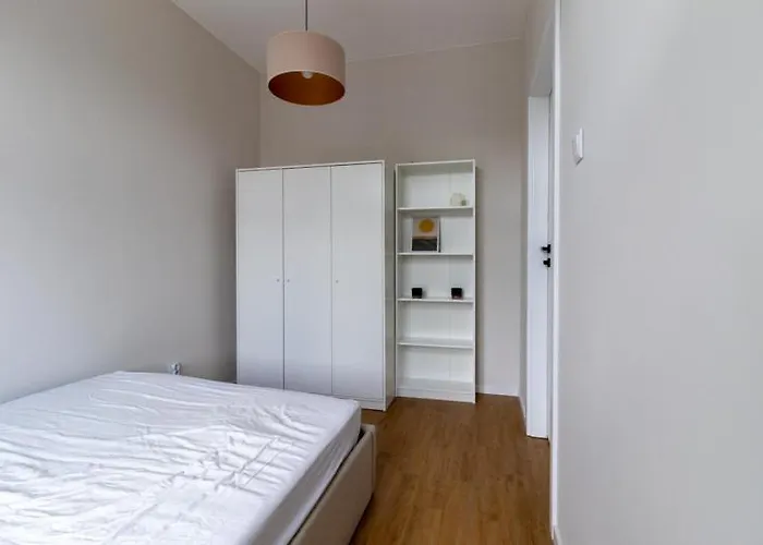 Jasny W Centrum Miasta 2